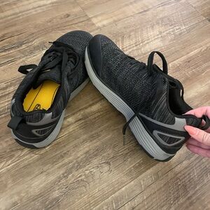 Keen utility footwear women’s steel toed shoes